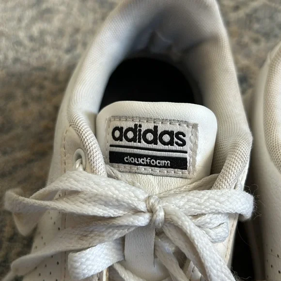 Adidas Cloudfoam White Sneakers - Picture 6 of 7